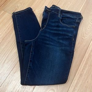 American eagle size 16 dark wash legging Jean
